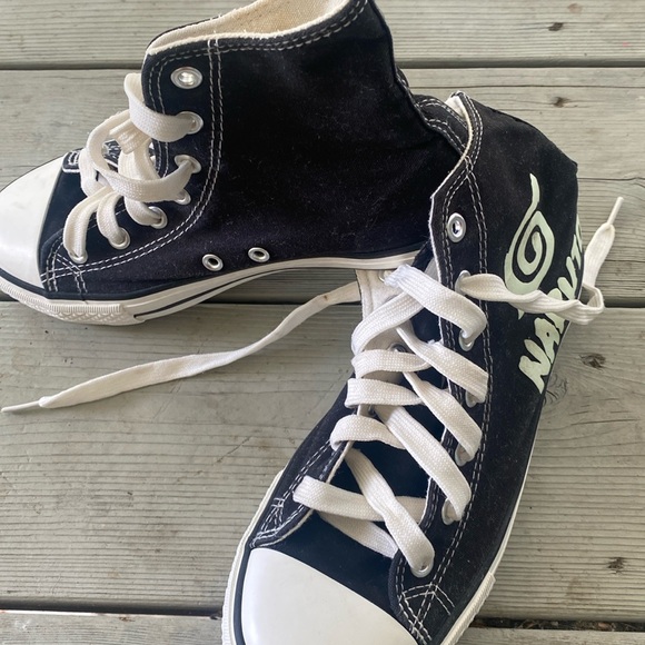 Converse high tops - glowing! - Picture 1 of 6